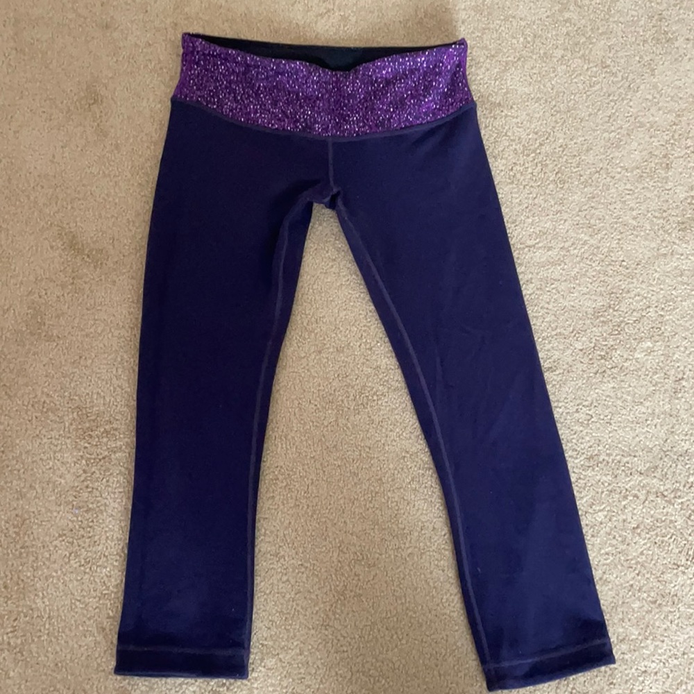 lulu lemon crop leggings - reversible!